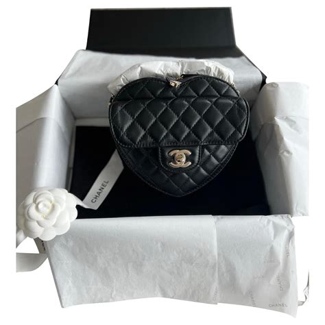 borsa cuore chanel